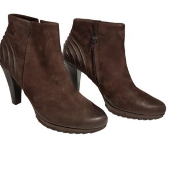 Paul Green  Brown Joslin  Ankle Heels - Picture 3 of 8